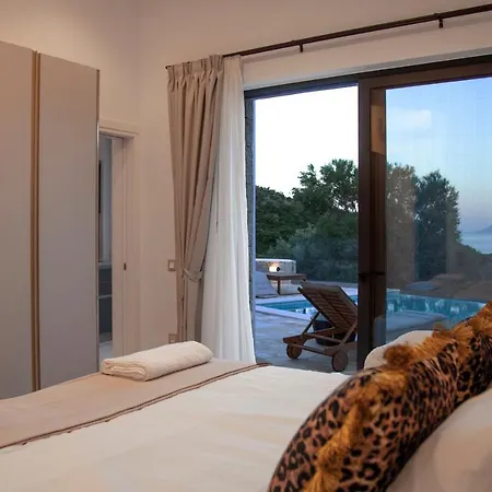 Dara And Todd Вилла Сивота