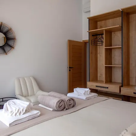 Dara And Todd Вилла Сивота