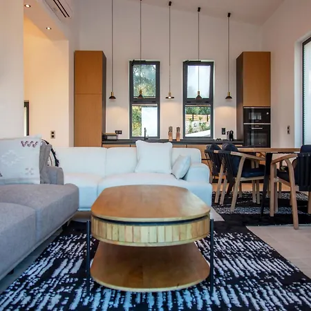 Dara And Todd Вилла *