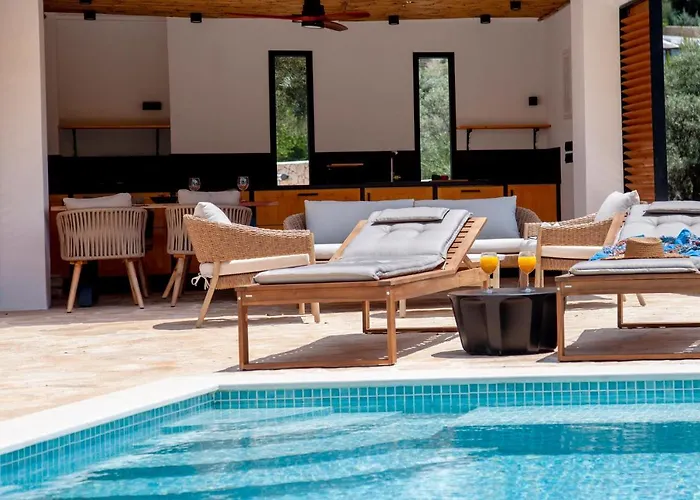 فيلة Dara And Todd سيفوتا